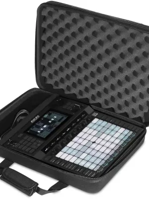 UDG Creator Akai Force Hardcase Schwarz - Wochenendangebot