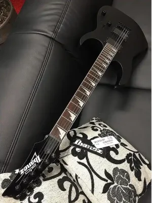Top-Deal - IBANEZ GRG121DX-BKF Gio E-Gitarre, black flat