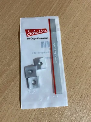 Kundenfavorit | Schaller Saitenklemmblöcke für Locking Nuts 6-Saiter - SatinChrome
