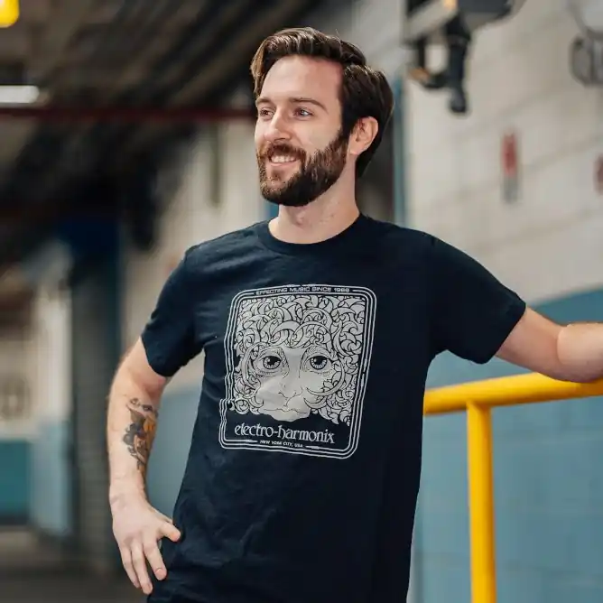 Electro-harmonix Effecting Music Tee Shirt, Medium - Jetzt verfügbar