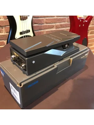 Boss PW-3 Wah Pedal "B-Ware, leichte optische Mängel" - Sehr gut bewertet
