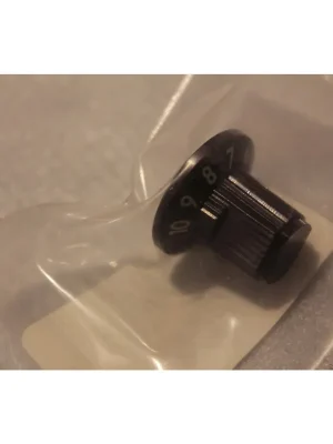 Topseller - Fender FENDER KNOB BROWN/WHT 180 DEG SELL 04