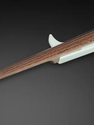 Rockbass Triumph Lite, 4-String - Solid Creme White High Polish "B-Stock" | Vorteilspreis