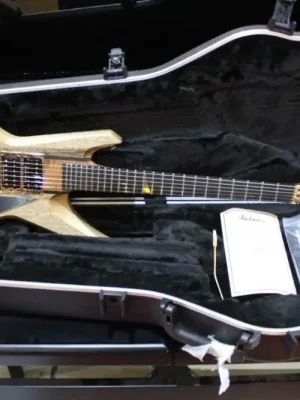 Verfügbar - Jackson Custom Shop Black Korina Warroir, NOS, Masterbuilt by Big Rob Knowles, Natural Oil
