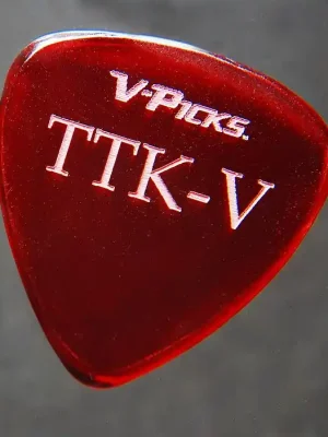 Zertifiziert - V-picks The Tone King Pick ruby red