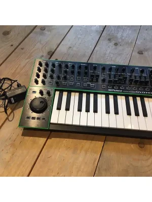 Roland System-1 Plug-Out Synthesizer "B-Stock" | Nur solange der Vorrat reicht