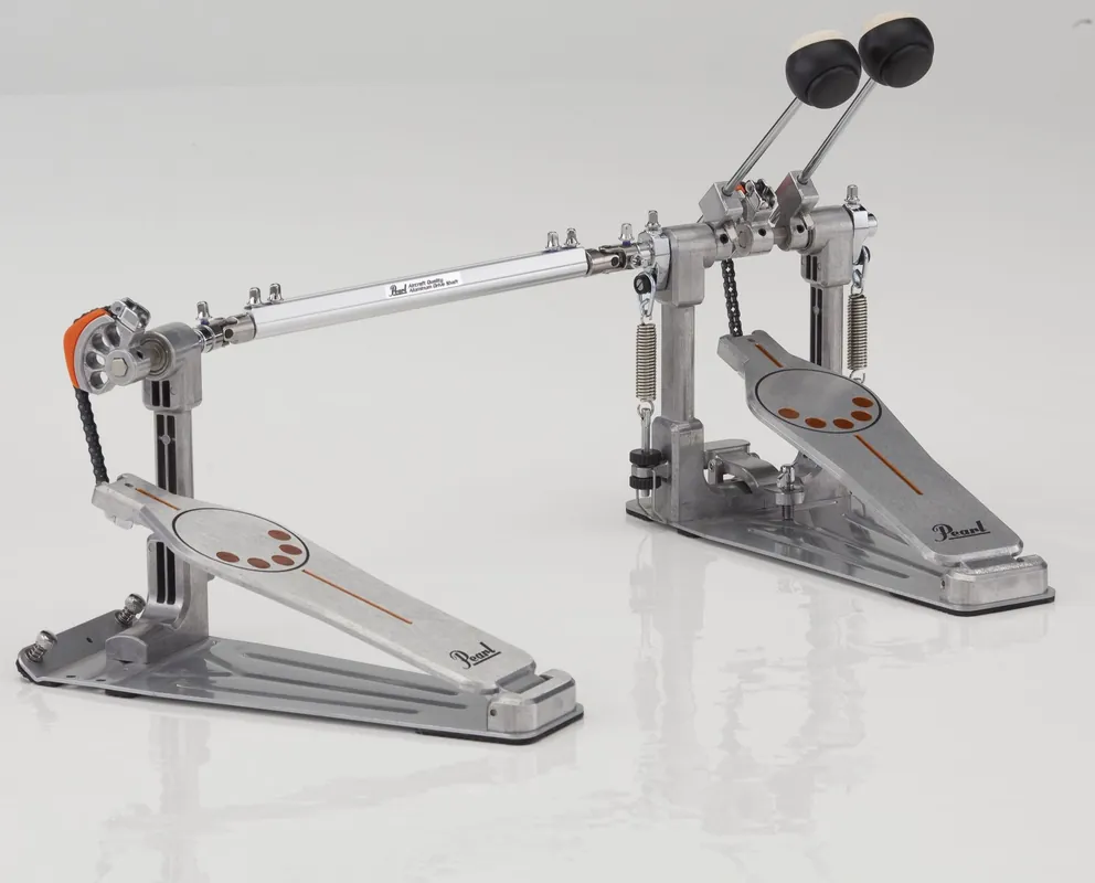 Pearl P-932 Demonator Double Foot Pedal Fußmaschine - Online bestellbar