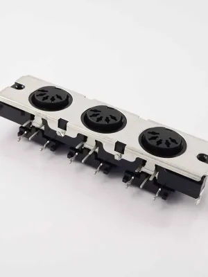 Meistverkauft | Yamaha 3 fach MIDI Buchse 5 Pol, YKF51-5046