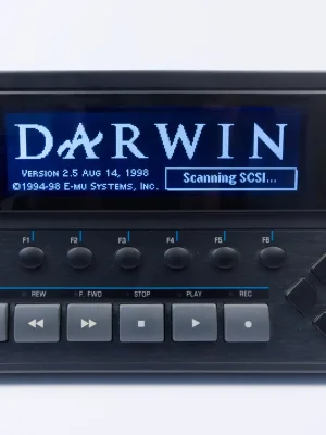 E-mu Darwin LCD Display Schwarz mit Kabel neu | Heute kaufen