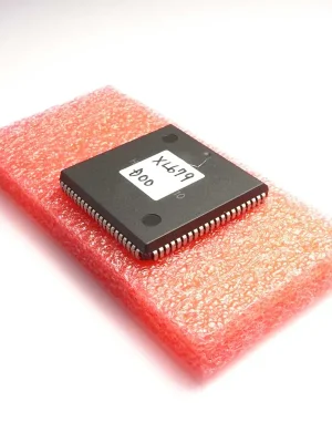 Extra sparen - IC HD6475328CP10 V1.2 CPU SY85