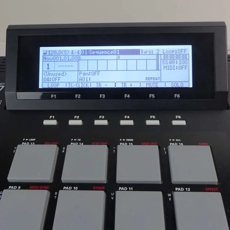 AKAI MPC-2500 LCD Display Weiß mit Kabel - Online kaufen