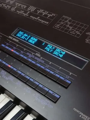 Yamaha DX5 OLED Display NEU Blau | Jetzt sichern
